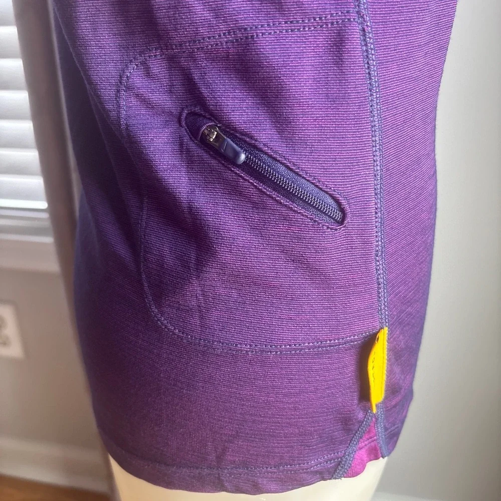 Women's Purple NIKE LiveStrong Dri-Fit Quarter-Zip Top Size Small Athleisure